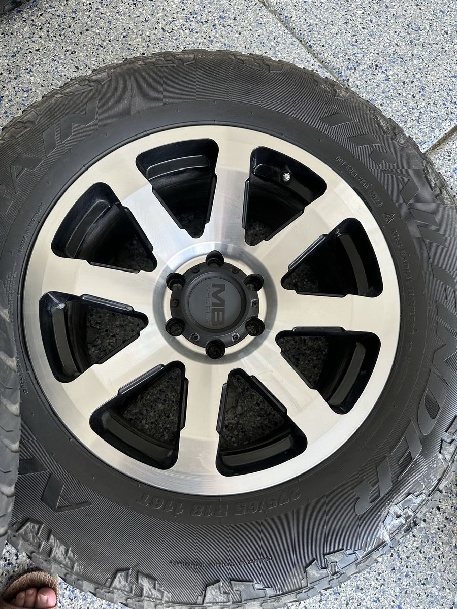  Trail finder A/T  275/65 r18 116t tires  on 18” MB wheels 