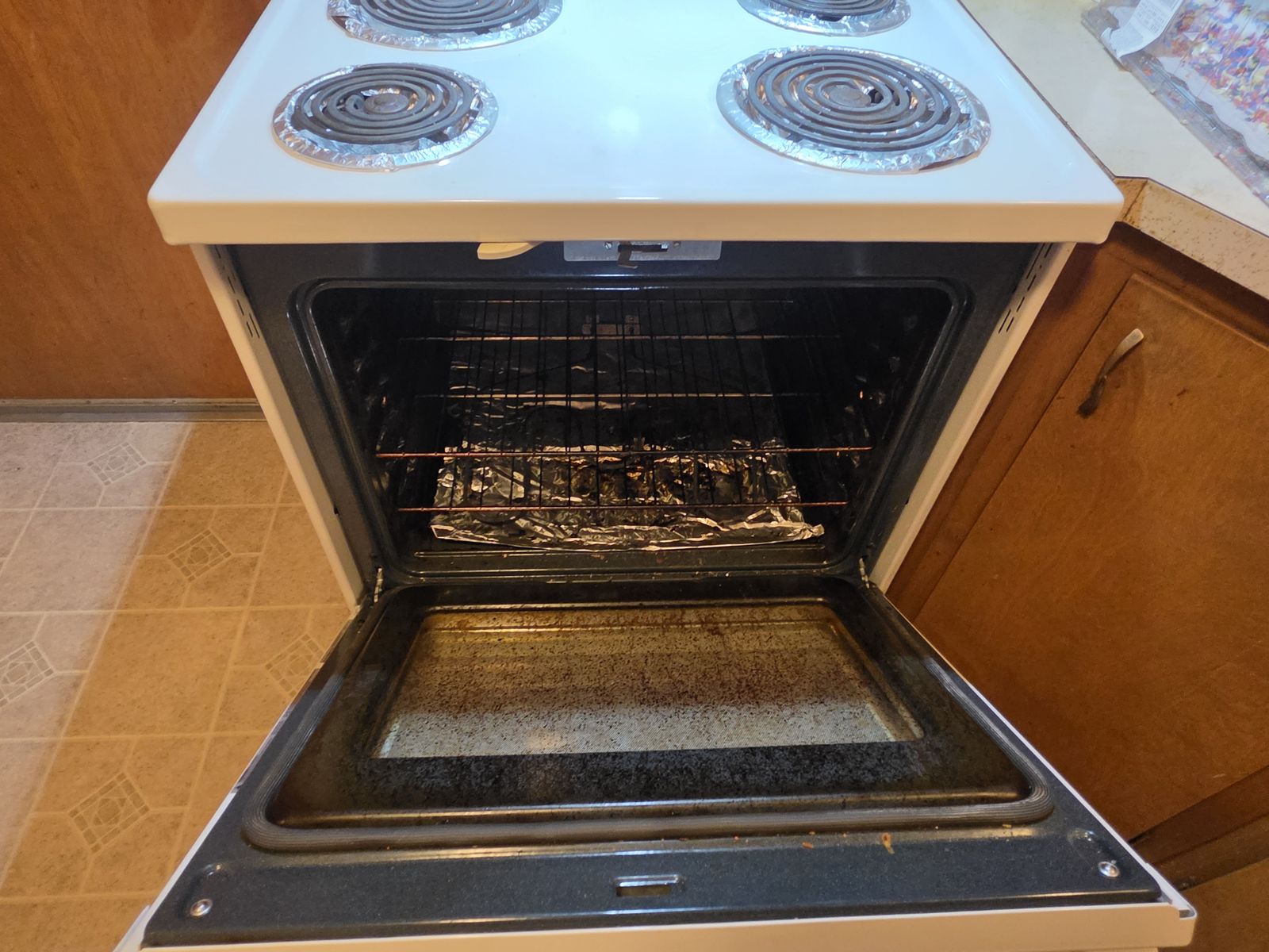 GE White Electric Range Stove & Oven