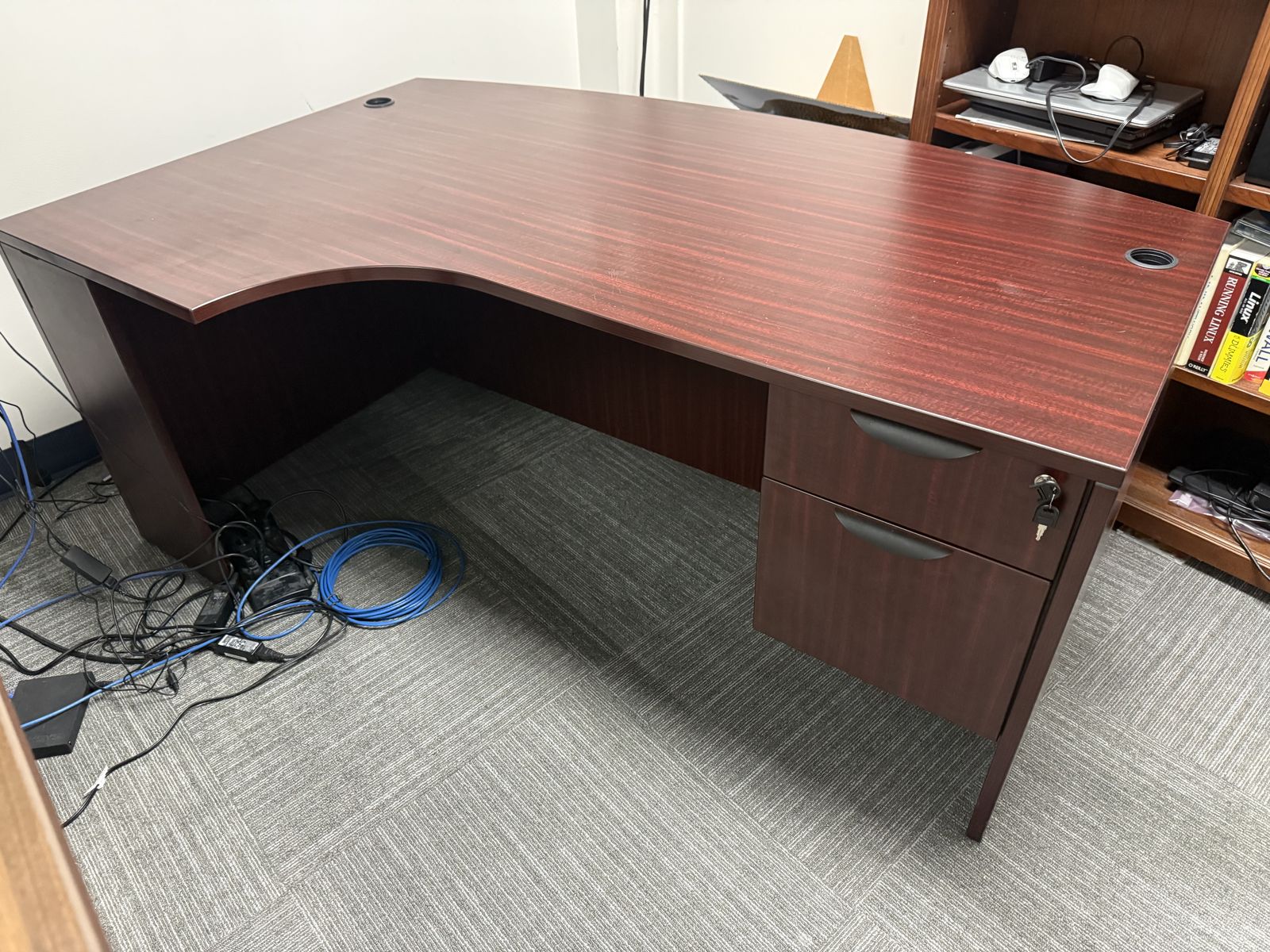 Free Desk