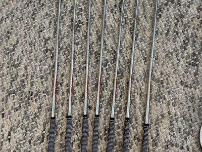 Srixon ZXi5 Irons Set 4-PW - New in Plastic