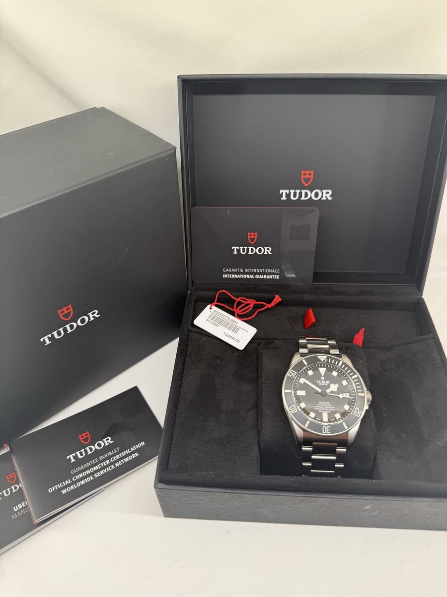 Tudor Pelagos 42 Titanium Black Dial (2025 Full Kit) - Ref. 25600TN - Excellent - Original Receipt