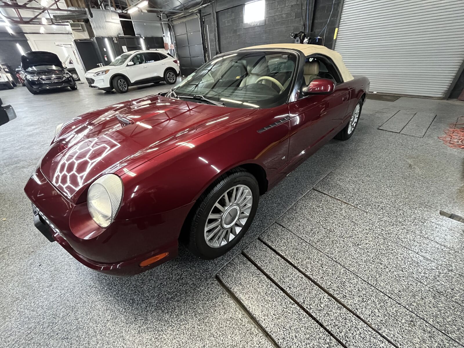 2004 FORD THUNDERBIRD Deluxe