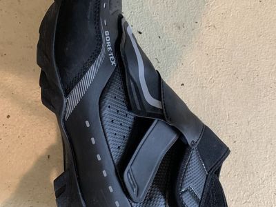 Shimano Gore-Tex Cycling Shoes - Black, All-Weather Performance