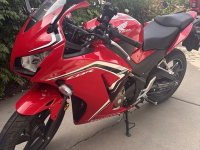 Honda CBR300r 2022