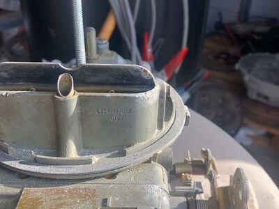 4150 700 holley carburator double pump