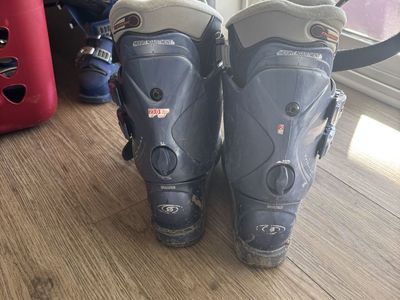 Ski boots 23.0