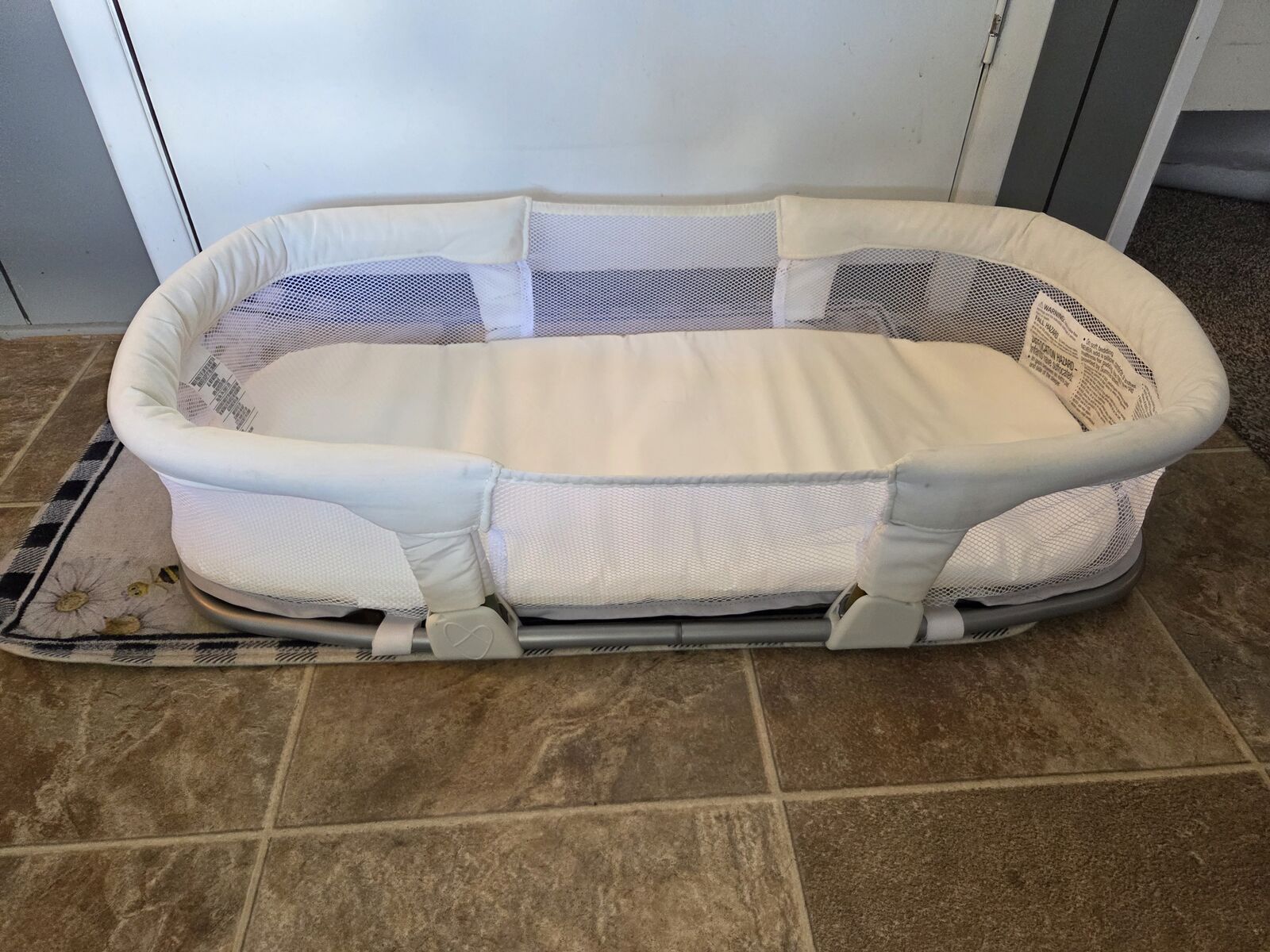 Summer Infant SwaddleMe By Your Side Sleeper