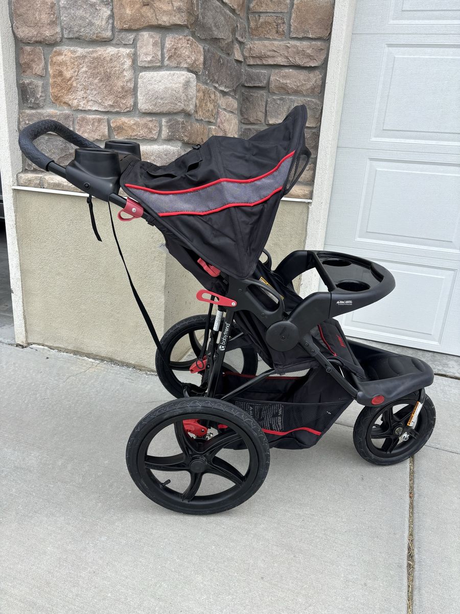 Baby Trend Range Jogging Stroller