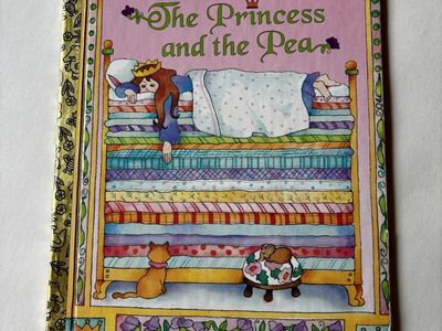 The Princess and the Pea - A Little Golden Book (Paperback, Children's Fiction)