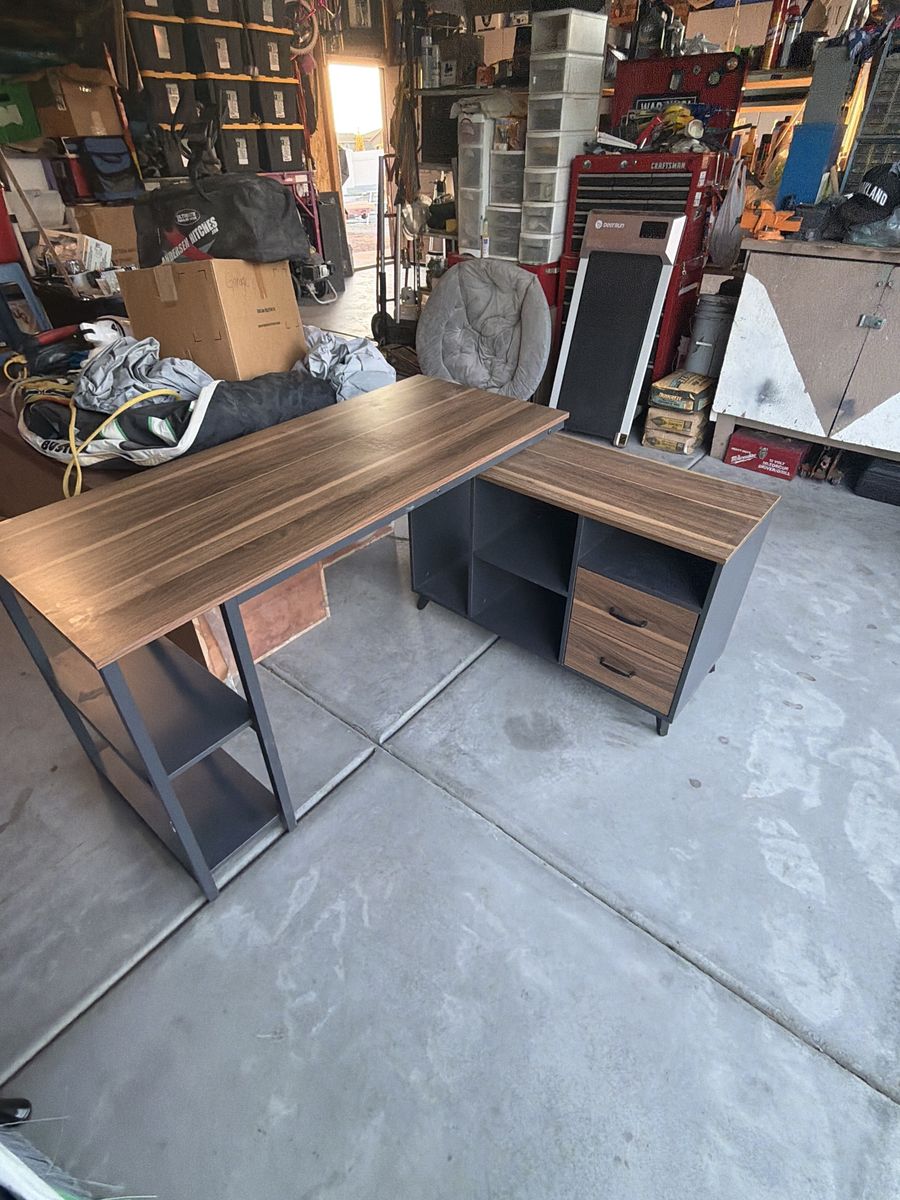 Modern L-Shaped Desk with Shelves & Drawers - Wood Grain & Black Frame