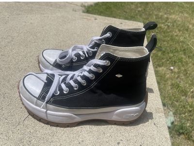British Knights Women's High-Top Canvas Sneakers Black/White Chunky Sole Size: 6