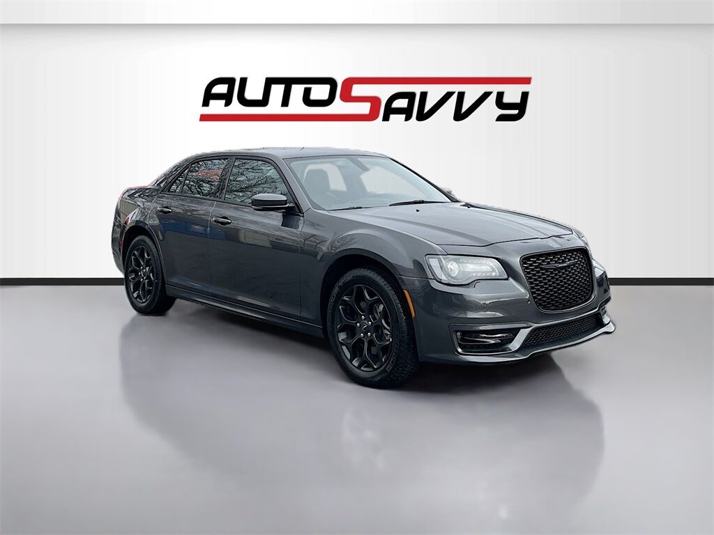 2023 CHRYSLER 300 Touring L