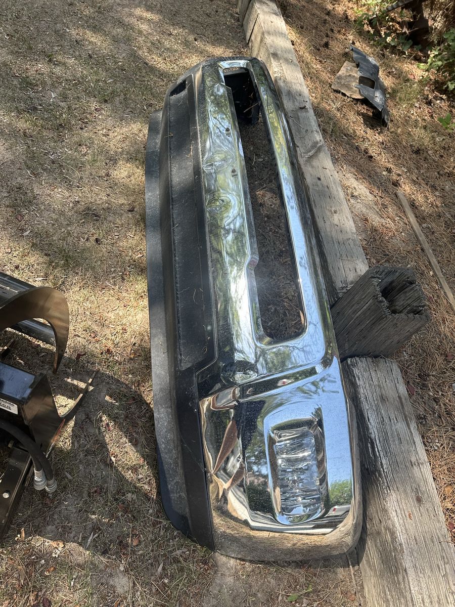 2011 Dodge Ram front bumper with fog lights