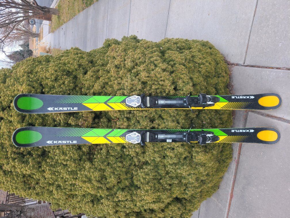 160cm twin tip freeride and freestyle skis