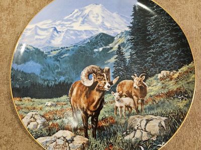 Bighorn Sheep Collectible Plate - David Smith Wildlife Art Decorative Plate - Mountain Landscape