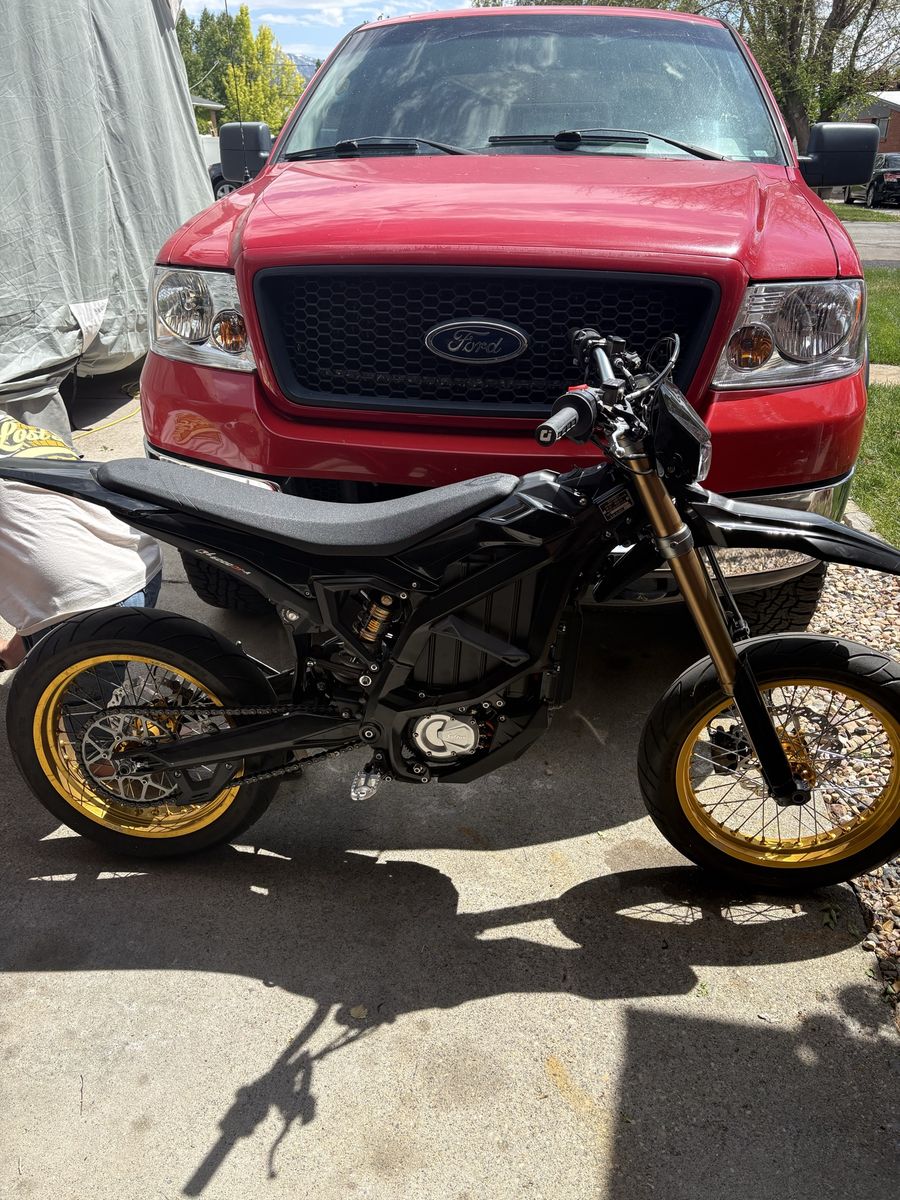 2025 Sur-Ron Ultra Bee Electric Dirt Bike - 600 Miles, Supermoto & Knobby Wheels