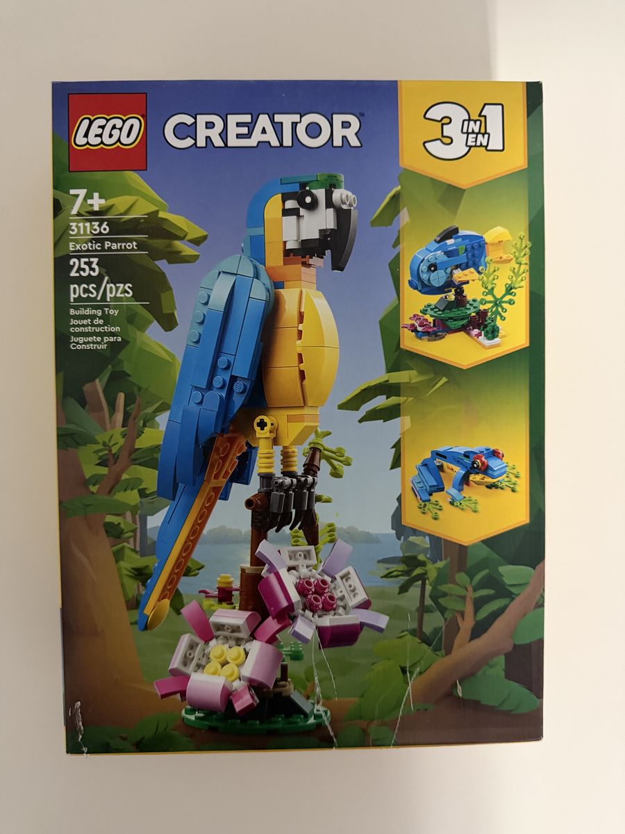 LEGO Creator 3 in 1 Exotic Parrot Building Toy Set, NEW