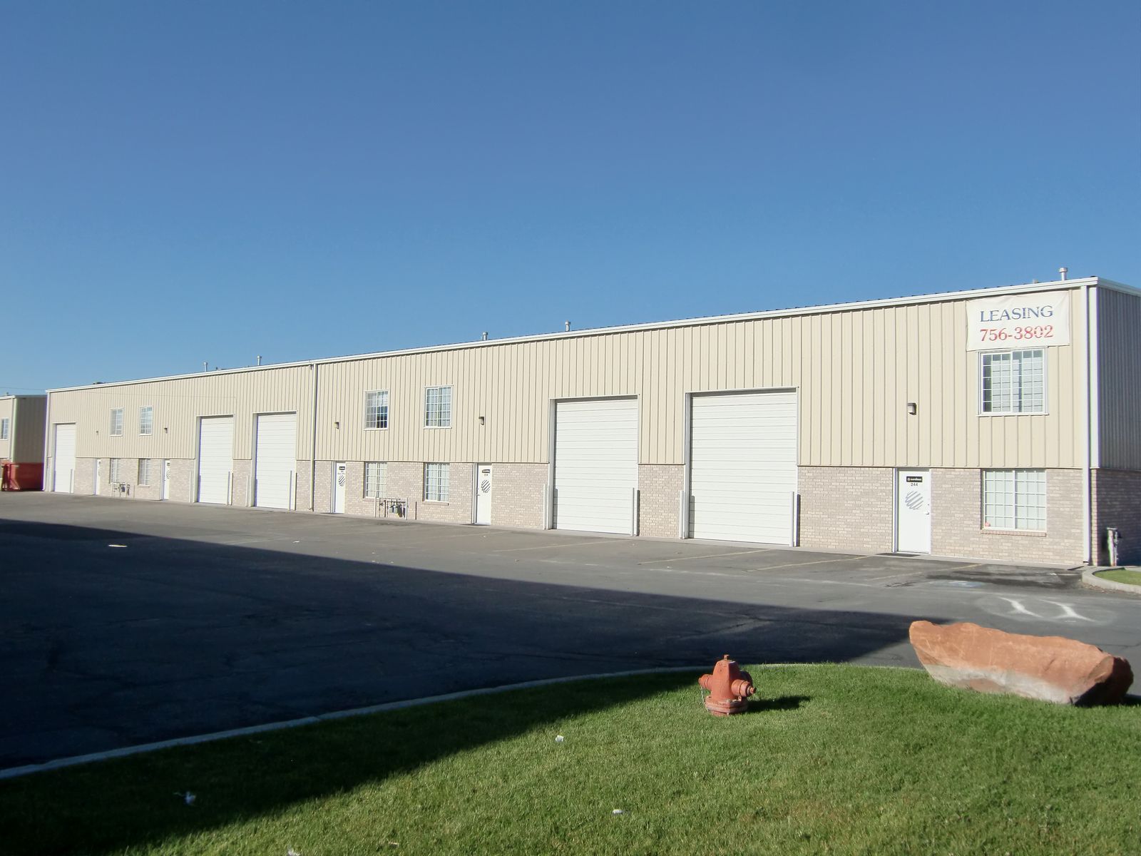 Pleasant Grove office/warehouse space