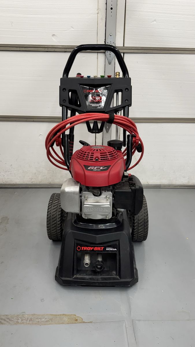 Troy-Bilt 3100 PSI Gas Pressure Washer – Honda GCV190 Engine (Model 020641)