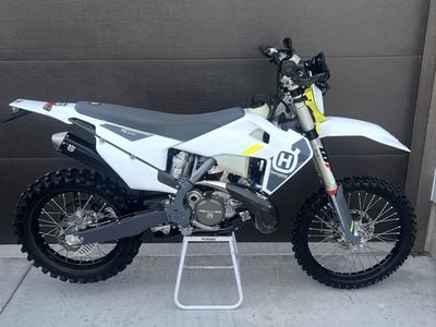 2022 Husqvarna TE 300