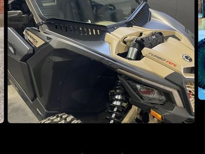 Can am x3 glass vented windshield and roof