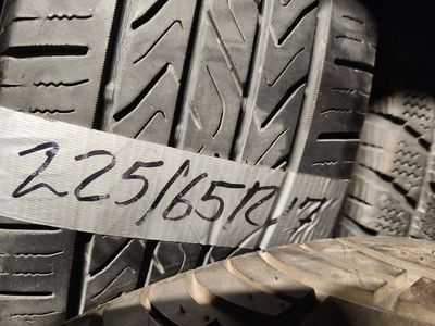 225/65r17 toyo extensa