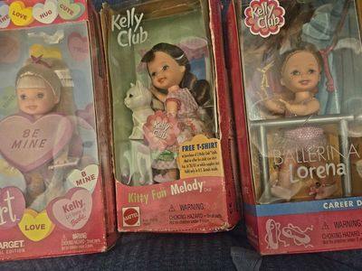 Vintage Kelly dolls (in original box)