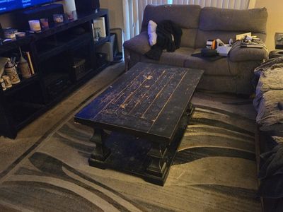 coffee table /w matching end tables