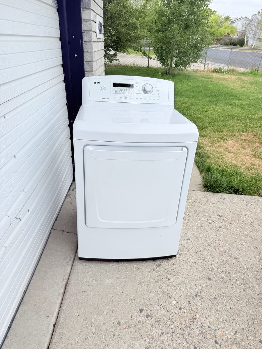 LG electric dryer