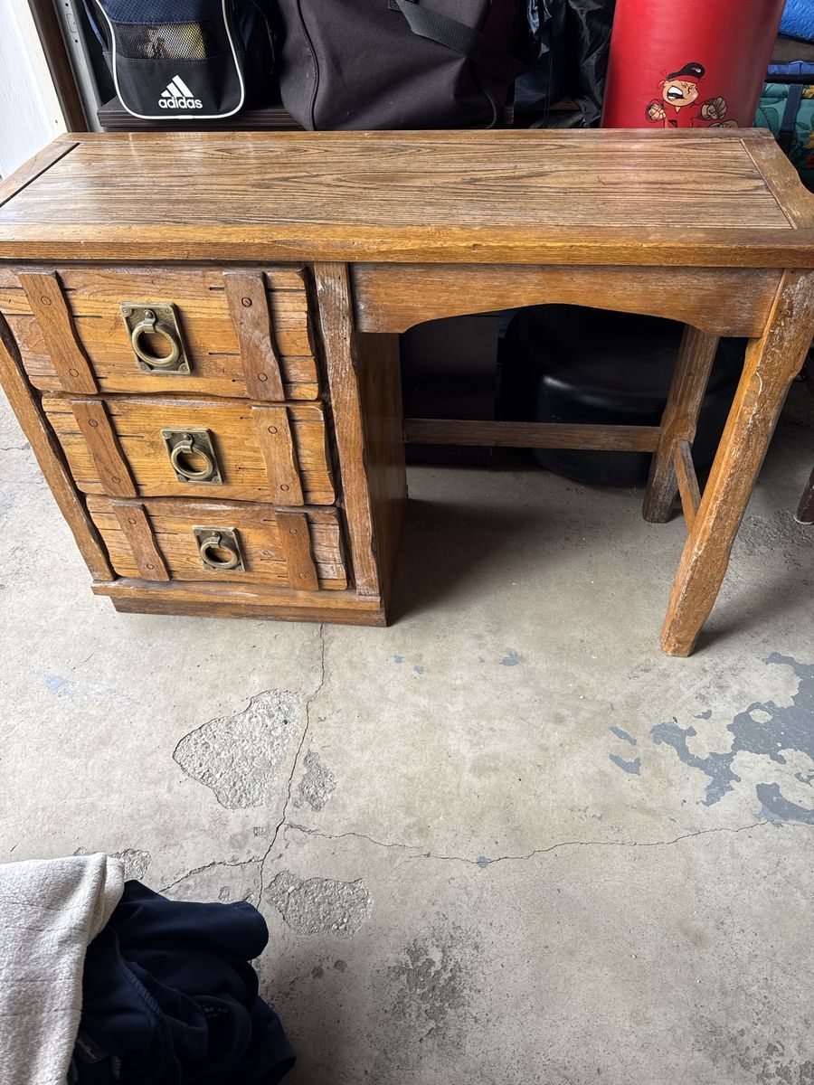 Vintage Solid Wood Desk with 3 Drawers - Rustic Wooden Finish