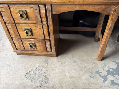 Vintage Solid Wood Desk with 3 Drawers - Rustic Wooden Finish