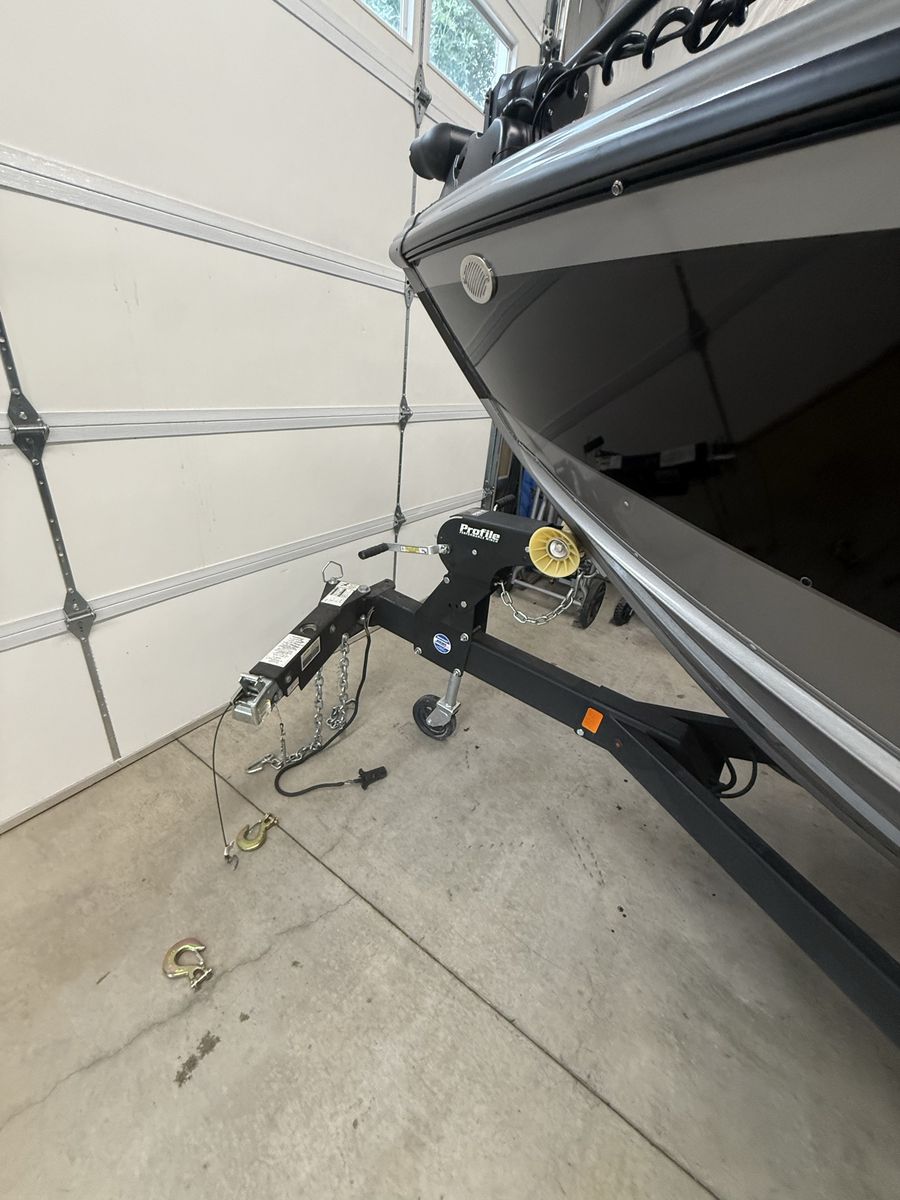 Main image 6