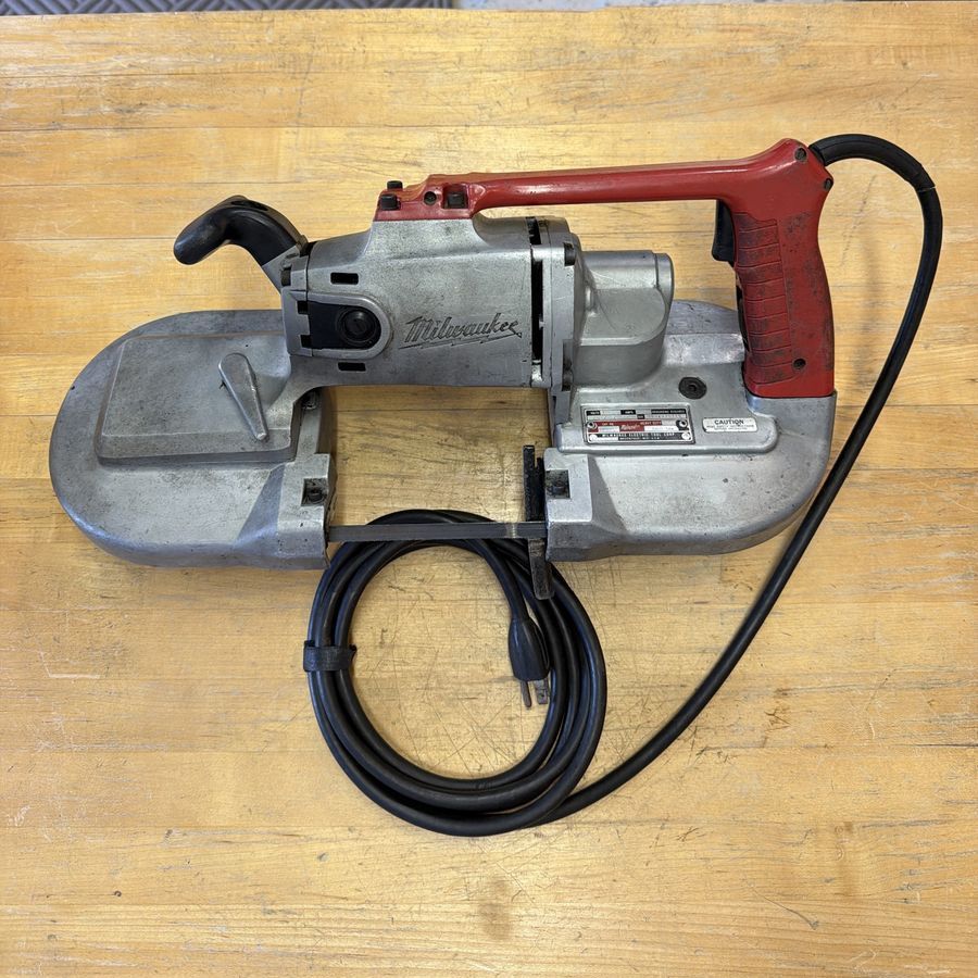 Milwaukee Portable Corded Band Saw