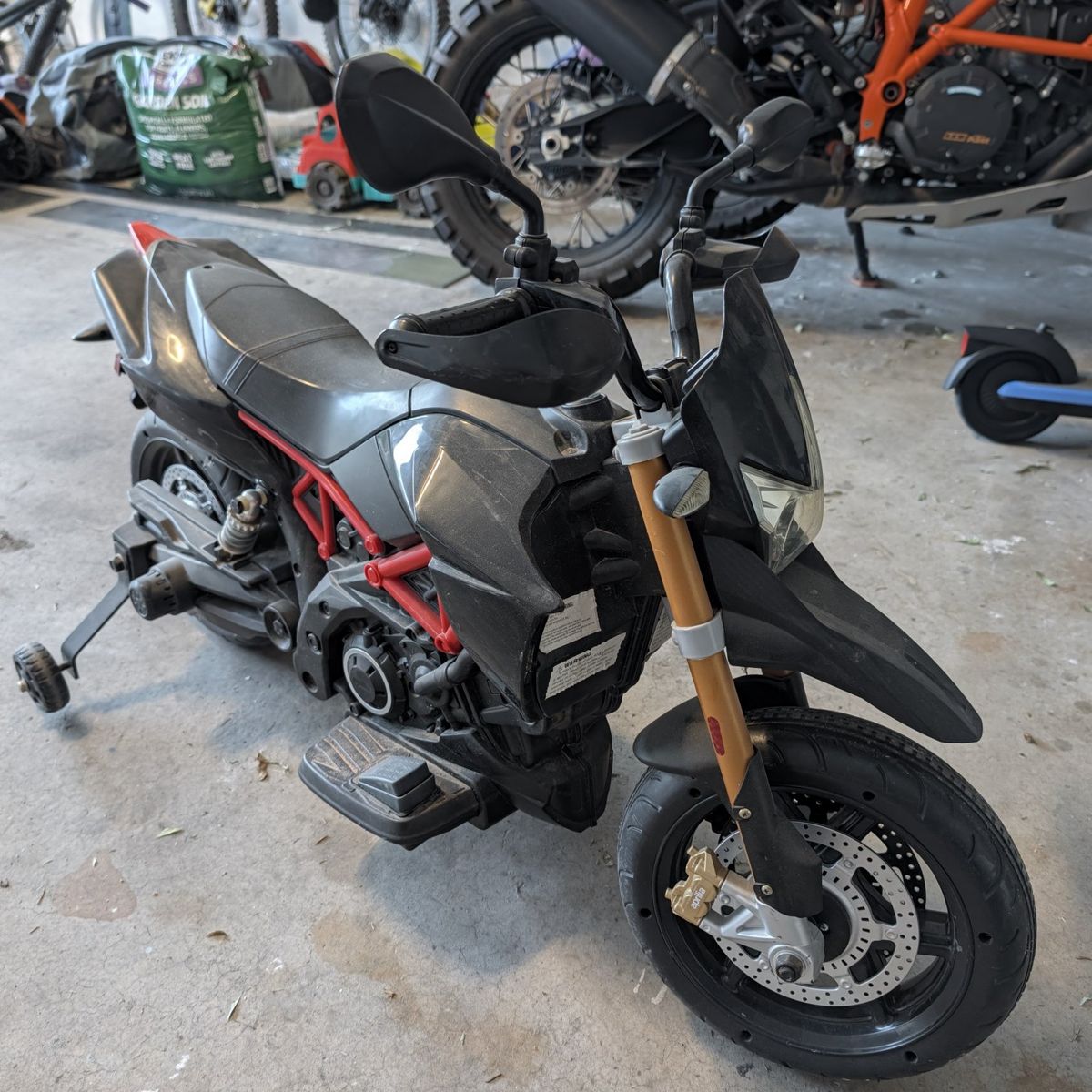 Kids 12V Ride-On Aprilia Motorcycle