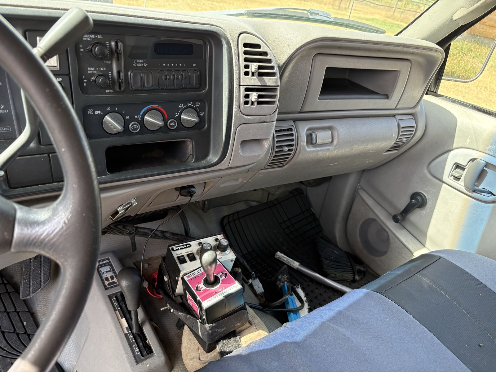 Main image 6