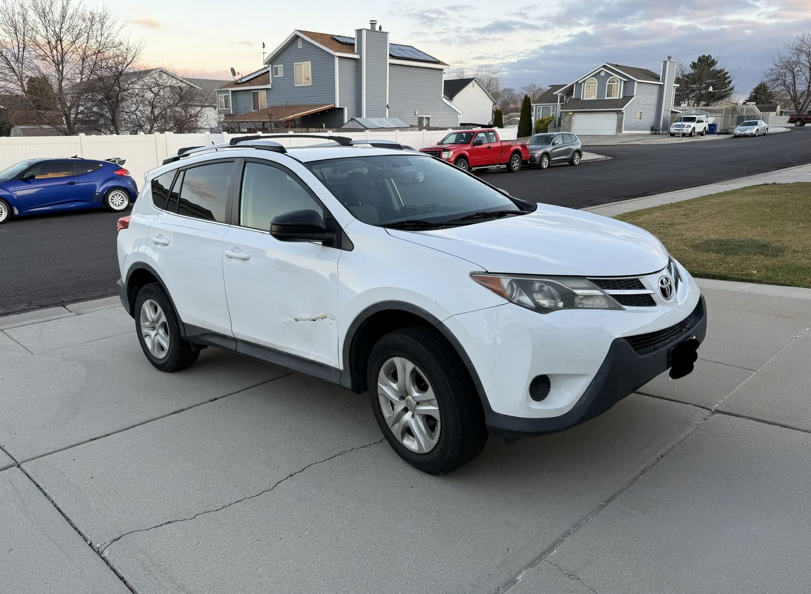 2015 TOYOTA RAV4 LE