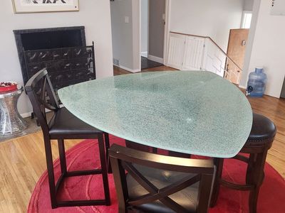 Modern 5-Piece Counter Height Triangle Dining Set – Excellent Condition