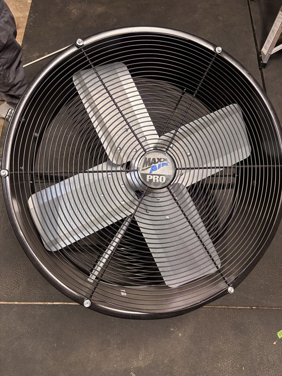 Max Air Pro 25 inch fan