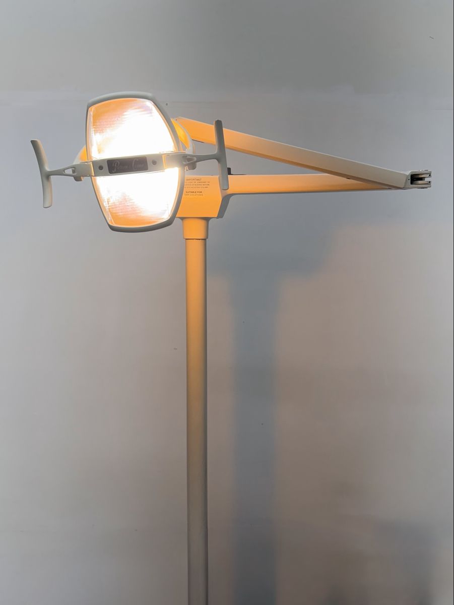 Pelton & Crane HBU Post Mount Dental Exam Light w/ Mounting Pole