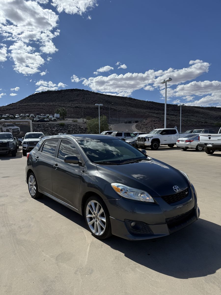 2009 Toyota Matrix XRS NEW MOTOR (20k Miles)