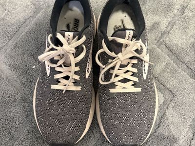Brooks Launch Women's Running Shoes Size 9