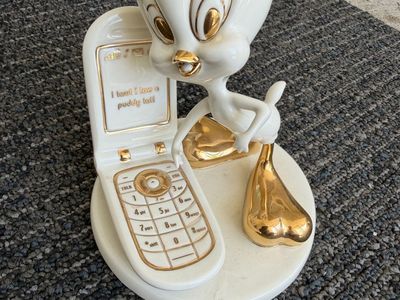 Lenox Tweety Bird Ceramic Figurine Looney Tunes Cell Phone Accent Gold Trim