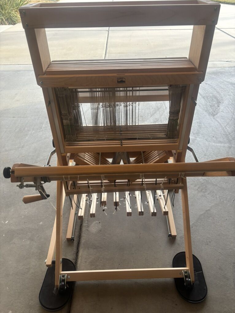 Schacht Wolf Pup Floor Loom