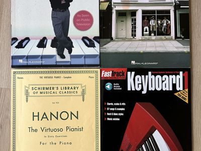 Lot of 7 Assorted Piano/Keyboard Sheet Music Books