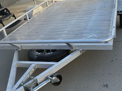6.5 x 10 ft All-Aluminum Utility Trailer