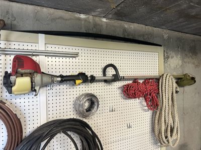 Honda GX25 string trimmer