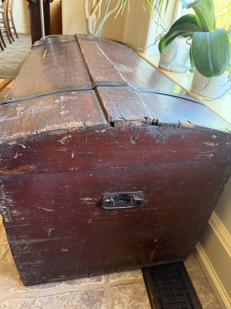 Main image 3