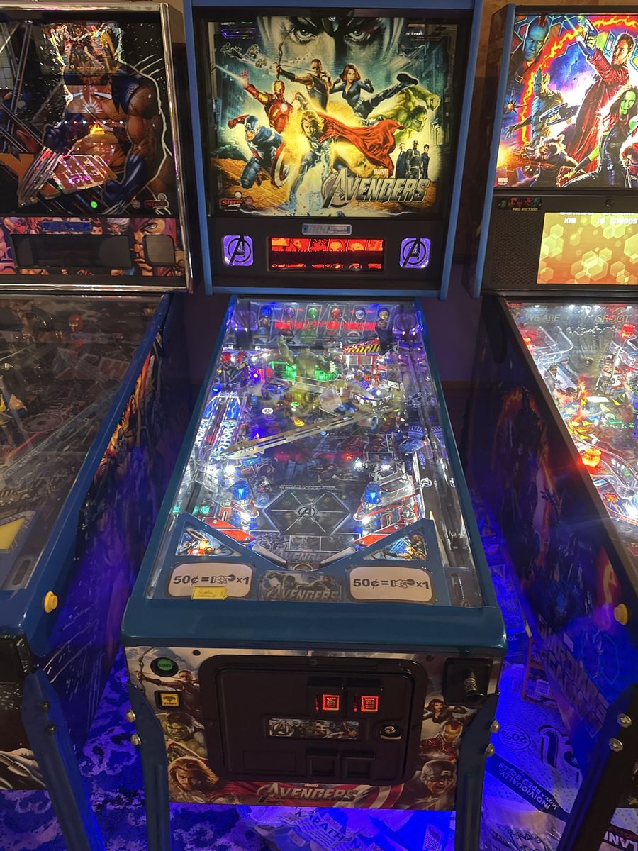 Stern Limited Edition Marvel Avengers Blue Pinball Machine Arcade Game