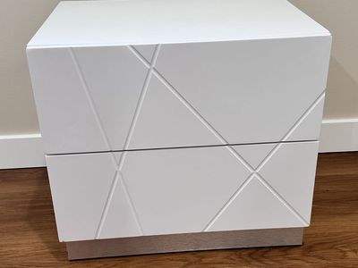 Naples Modern Gloss Geometric Nightstand