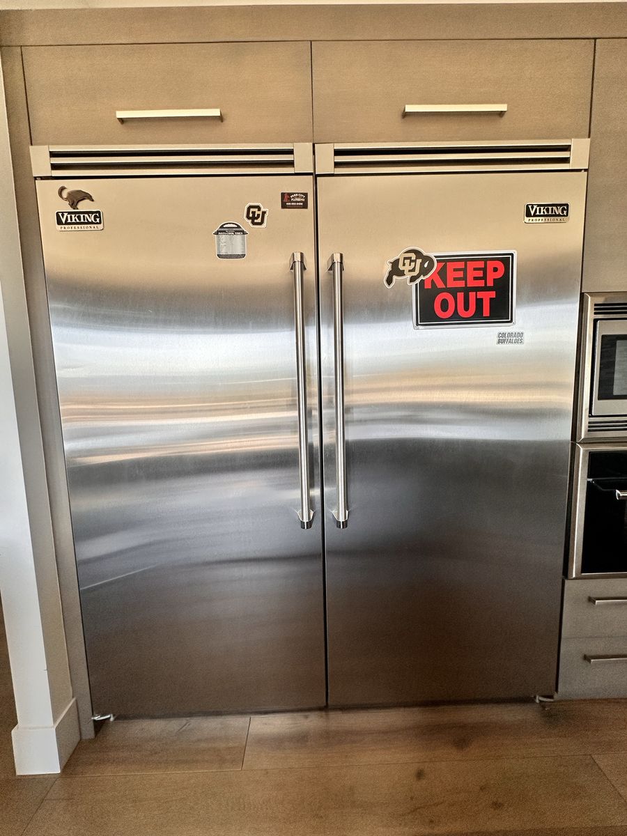Viking Professional Built-in Side-by-Side Refrigerator & Freezer Stainless Steel